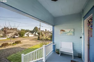 830 Division St SE, Bandon, OR 97411 - Photo 45