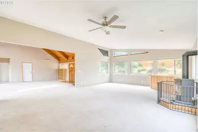 380 Thompson St, Heppner, OR 97836 - Photo 21