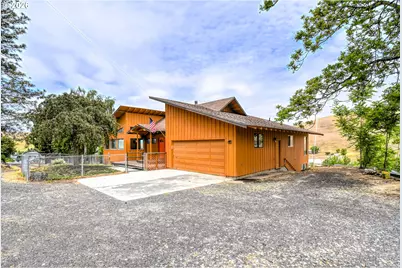 380 Thompson St, Heppner, OR 97836 - Photo 5