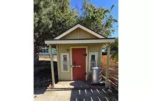 380 Thompson St, Heppner, OR 97836 - Photo 9