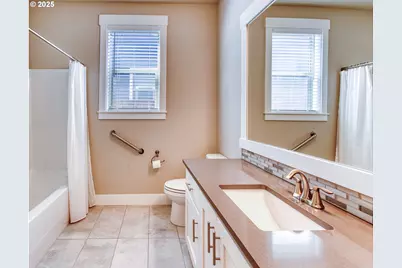 15332 SE Lewis St, Happy Valley, OR 97086 - Photo 31