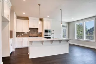 15332 SE Lewis St, Happy Valley, OR 97086 - Photo 9