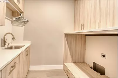 15332 SE Lewis St, Happy Valley, OR 97086 - Photo 17