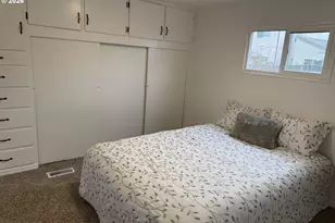 2150 Laura St, Springfield, OR 97477 - Photo 11