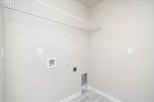 2795 S Heather St, Cornelius, OR 97113 - Photo 9