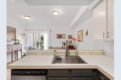 7627 N Newman Ave, Portland, OR 97203 - Photo 11