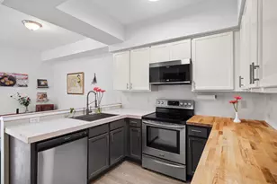 7627 N Newman Ave, Portland, OR 97203 - Photo 9