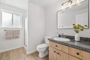 16465 White Buck Ave, La Pine, OR 97739 - Photo 21