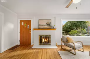 3329 NE Tillamook St, Portland, OR 97212 - Photo 5