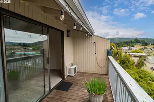 26 NW Mountain View Dr, Roseburg, OR 97471 - Photo 25