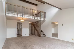 26 NW Mountain View Dr, Roseburg, OR 97471 - Photo 3