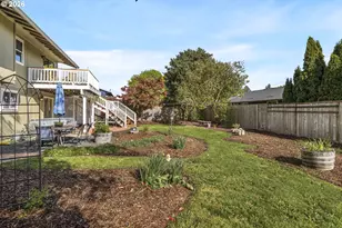 200 E Foothills Dr, Newberg, OR 97132 - Photo 41