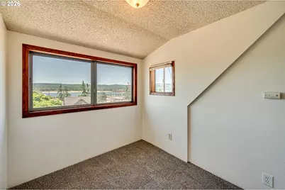 135 Date St, Kalama, WA 98625 - Photo 9