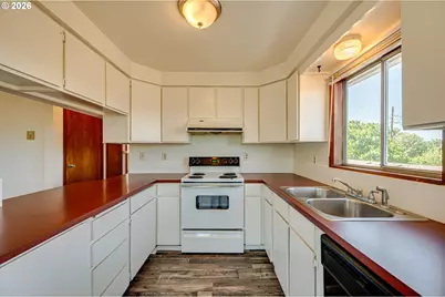 135 Date St, Kalama, WA 98625 - Photo 5
