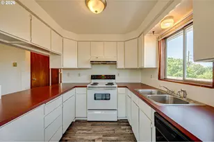 135 Date St, Kalama, WA 98625 - Photo 5