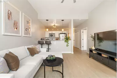 1125 NW 9th Ave #517, Portland, OR 97209 - Photo 15