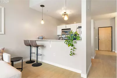 1125 NW 9th Ave #517, Portland, OR 97209 - Photo 13