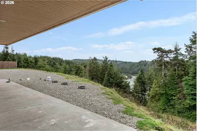 63404 Nathan Dr, Coos Bay, OR 97420 - Photo 43