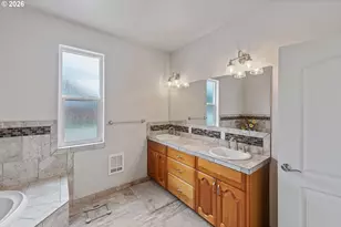 63404 Nathan Dr, Coos Bay, OR 97420 - Photo 23