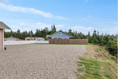 63404 Nathan Dr, Coos Bay, OR 97420 - Photo 37