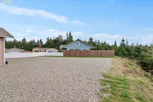 63404 Nathan Dr, Coos Bay, OR 97420 - Photo 37