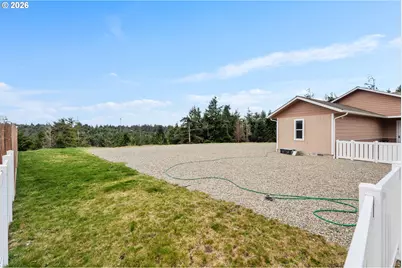 63404 Nathan Dr, Coos Bay, OR 97420 - Photo 35