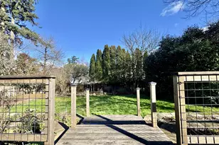 9530 SW 55th Ave SW, Portland, OR 97219 - Photo 23