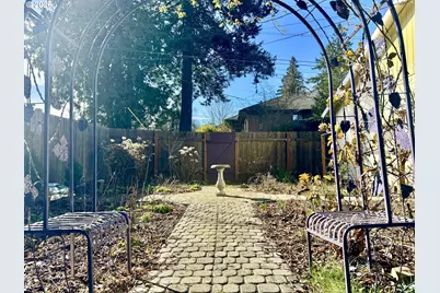 9530 SW 55th Ave SW, Portland, OR 97219 - Photo 25