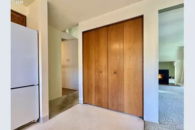 9530 SW 55th Ave SW, Portland, OR 97219 - Photo 9