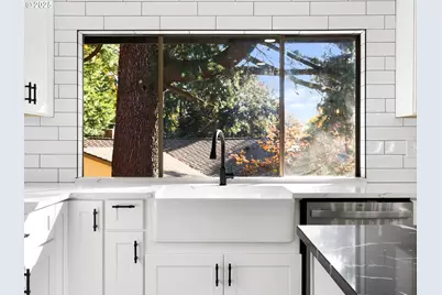 16 Othello St, Lake Oswego, OR 97035 - Photo 7