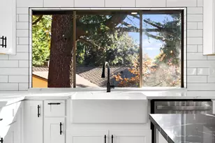 16 Othello St, Lake Oswego, OR 97035 - Photo 7