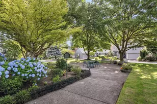 16419 Lexington Ct, Lake Oswego, OR 97034 - Photo 25
