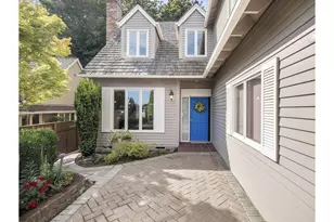 16419 Lexington Ct, Lake Oswego, OR 97034 - Photo 3