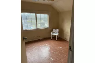 14062 SE Foster Rd, Portland, OR 97236 - Photo 5