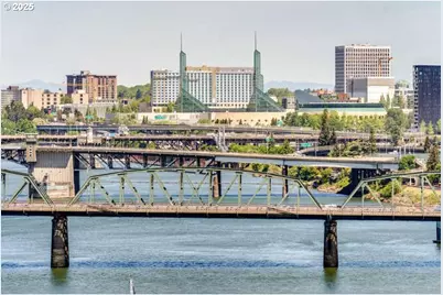 1920 S River Dr #1007, Portland, OR 97201 - Photo 43