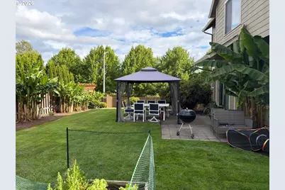 410 N 7th St, Carlton, OR 97111 - Photo 7