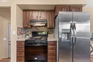 10100 SE Walnut Dr, Happy Valley, OR 97086 - Photo 15