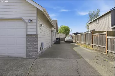 2277 Bonnie Ln, Springfield, OR 97477 - Photo 39