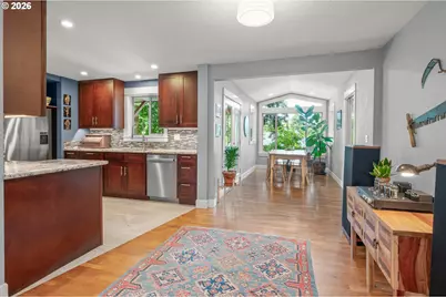 2051 Madison St, Eugene, OR 97405 - Photo 9