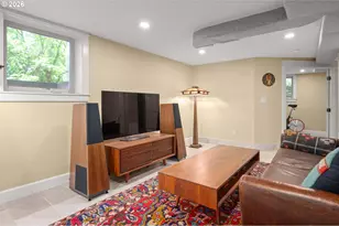 2051 Madison St, Eugene, OR 97405 - Photo 29