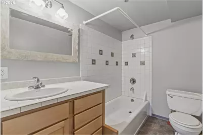 380 Columbia St, Cathlamet, WA 98612 - Photo 13
