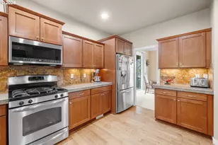 906 36th Pl, Forest Grove, OR 97116 - Photo 13