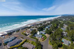 315 El Pino Ave, Lincoln City, OR 97367 - Photo 29