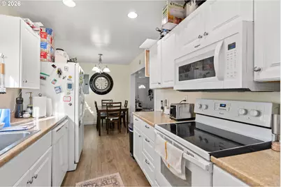 560 N Gale St, Heppner, OR 97836 - Photo 17