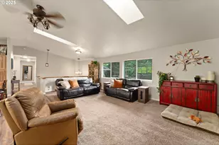 3314 Fisher Rd, Roseburg, OR 97471 - Photo 7