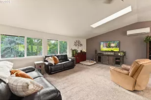 3314 Fisher Rd, Roseburg, OR 97471 - Photo 5