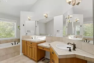 2237 NW Utah Ct, Camas, WA 98607 - Photo 25