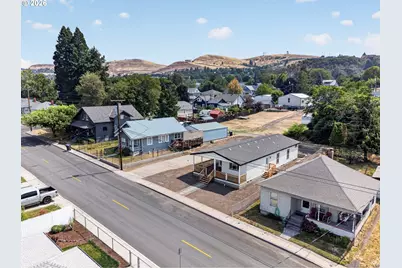 1514 E 10th St, The Dalles, OR 97058 - Photo 5