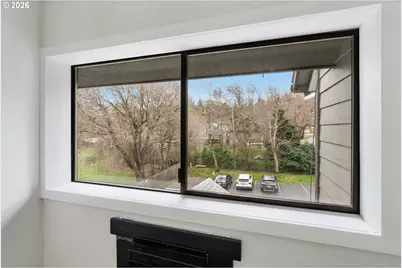 301 N 15th St #201, Hood River, OR 97031 - Photo 19