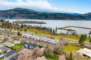 301 N 15th St, Hood River, OR 97031 - Photo 35